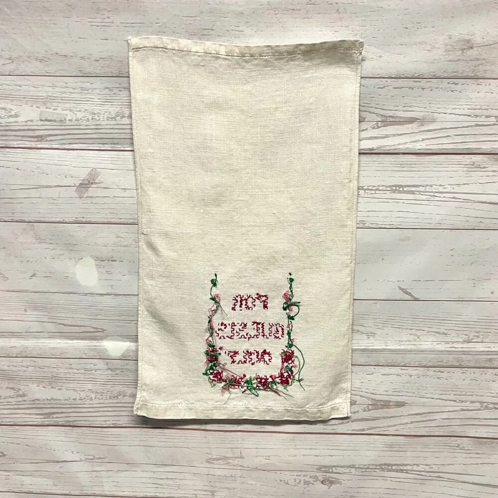 Vintage Embroidered Guest Hand Towel